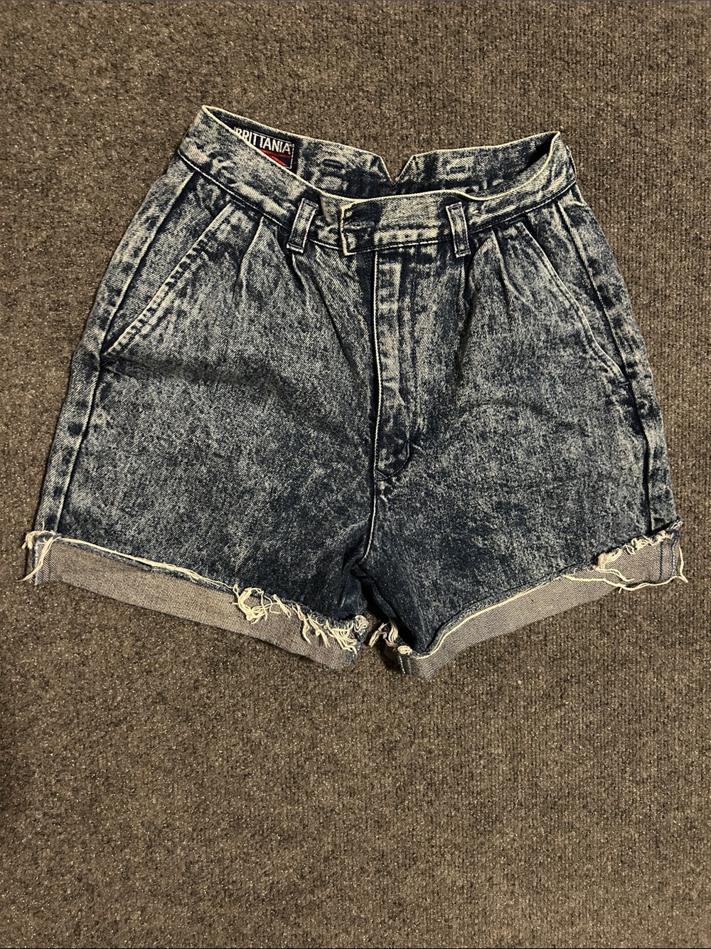 80s Vintage High-Rise Acid Wash Jean Shorts - Dark Blue